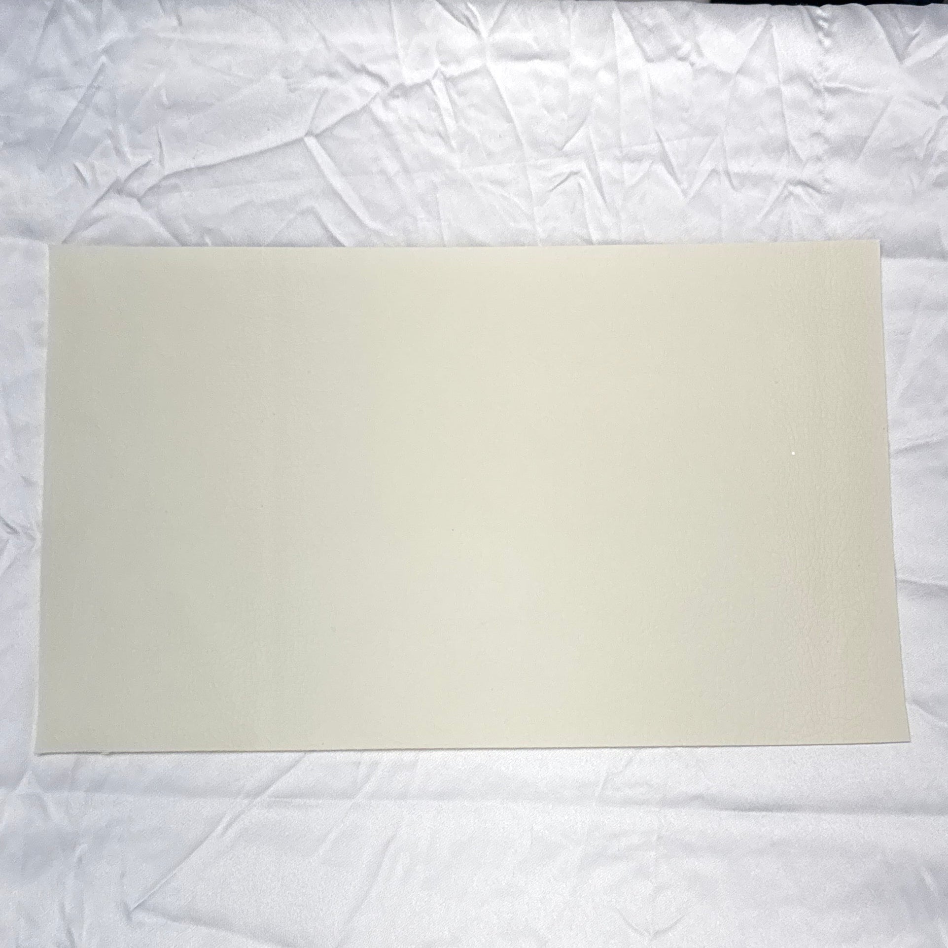 20*33cm Tan-Beige Leather Texture, Long Leatherette Sheet Basics Leatherette