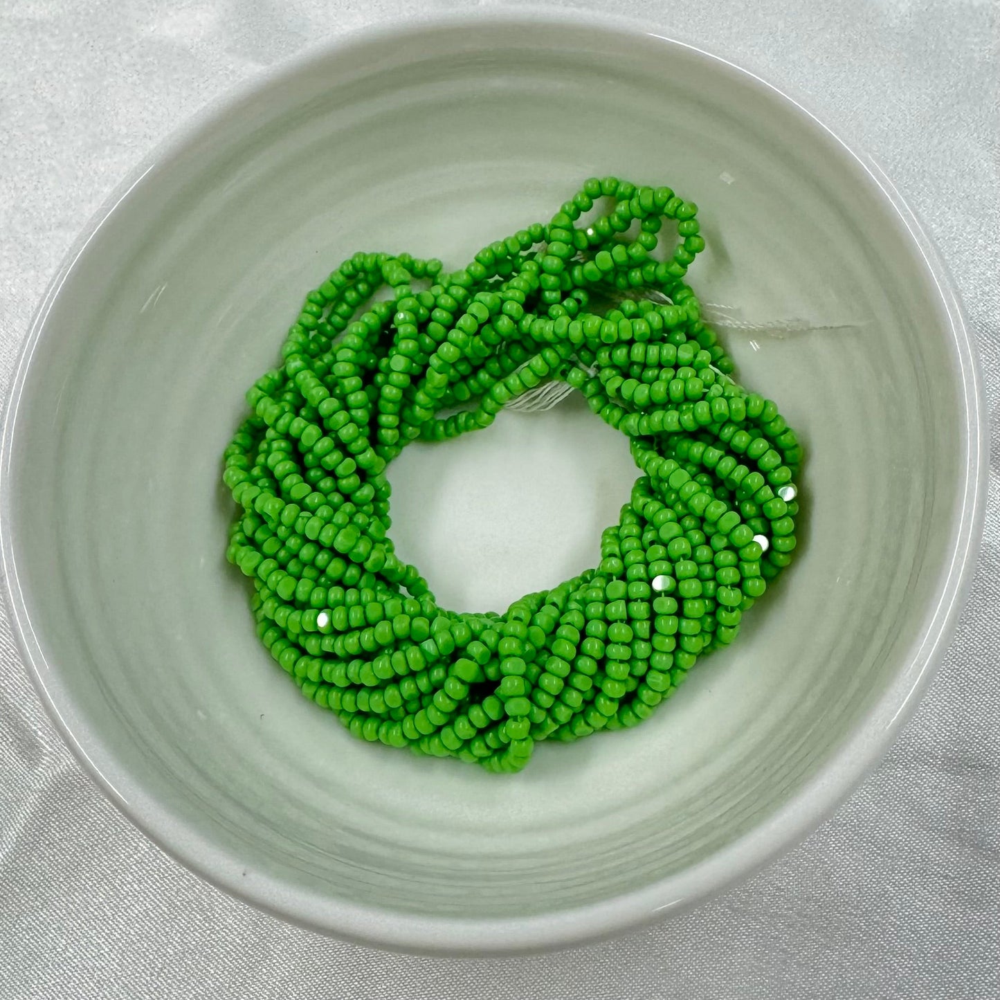 11/0 Charlotte Cut Seed Bead- Opaque Medium Green *10g Hank* India Sheen Charlotte Cut Seedbeads