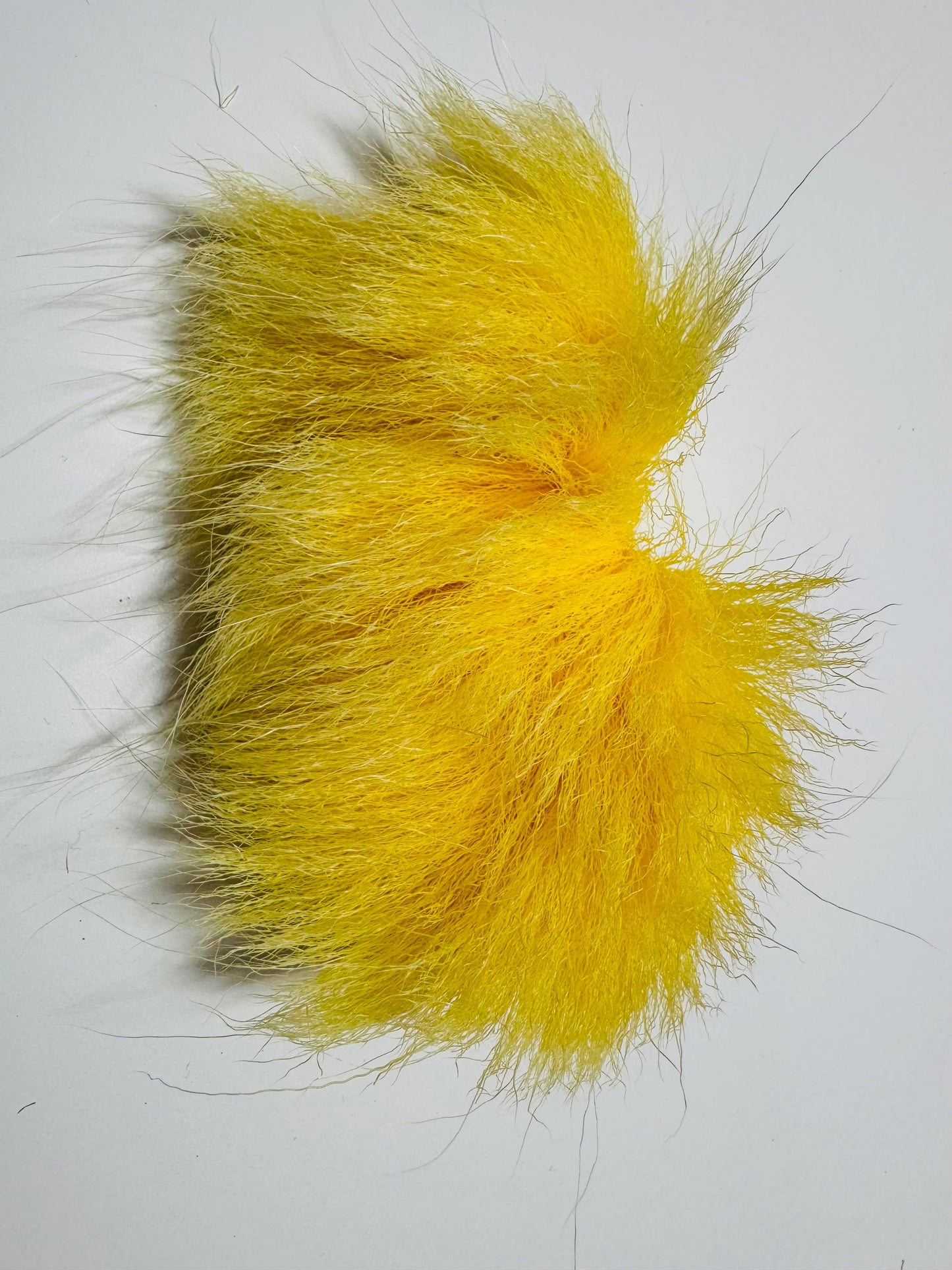 Dyed Natural Caribou Fur 1×3 inch Strip for Tufting, Basics Caribou Fur