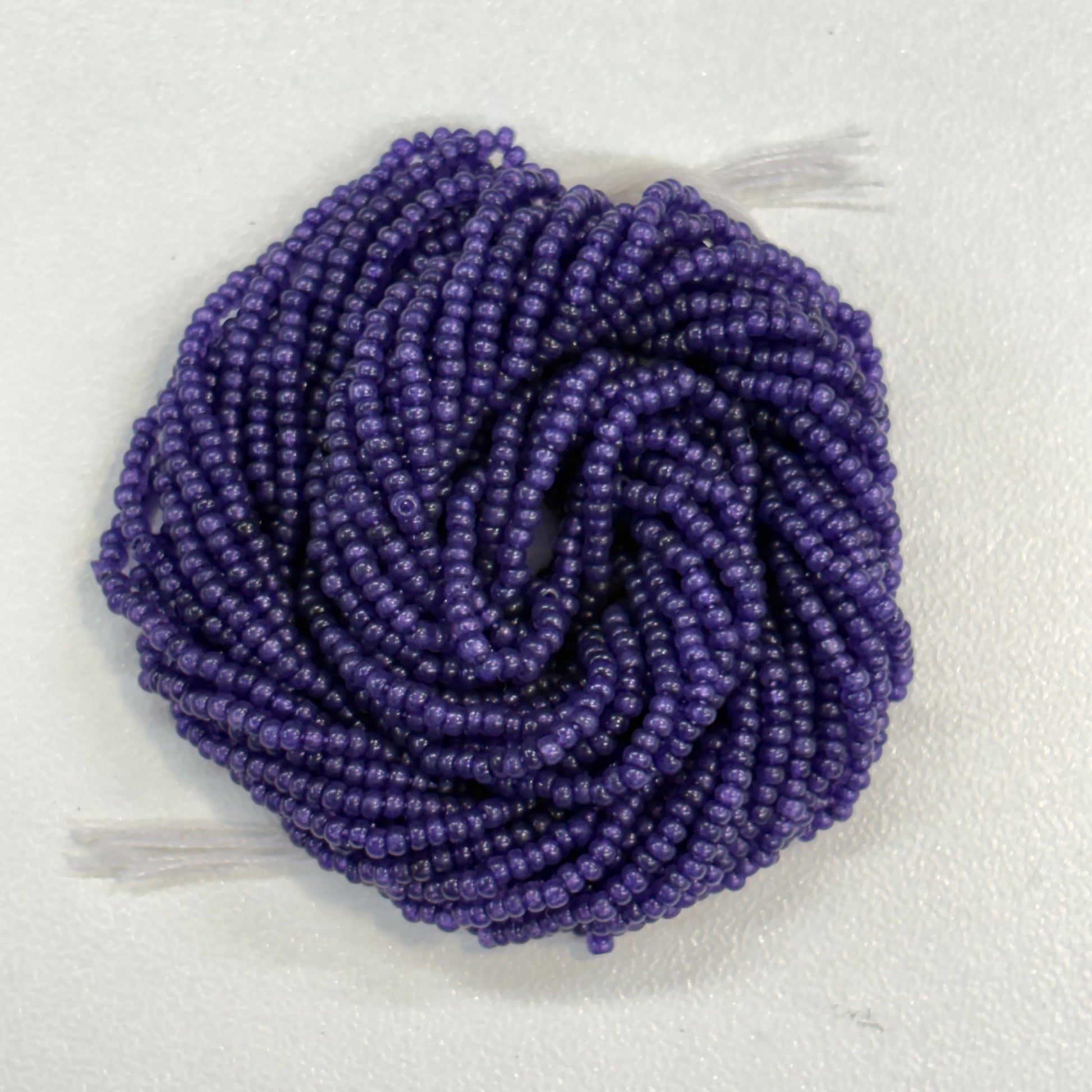 13/0 Charlotte Cut Czech Seed Bead - PURPLE VELVET 10g India Sheen Charlotte Cut Seedbeads