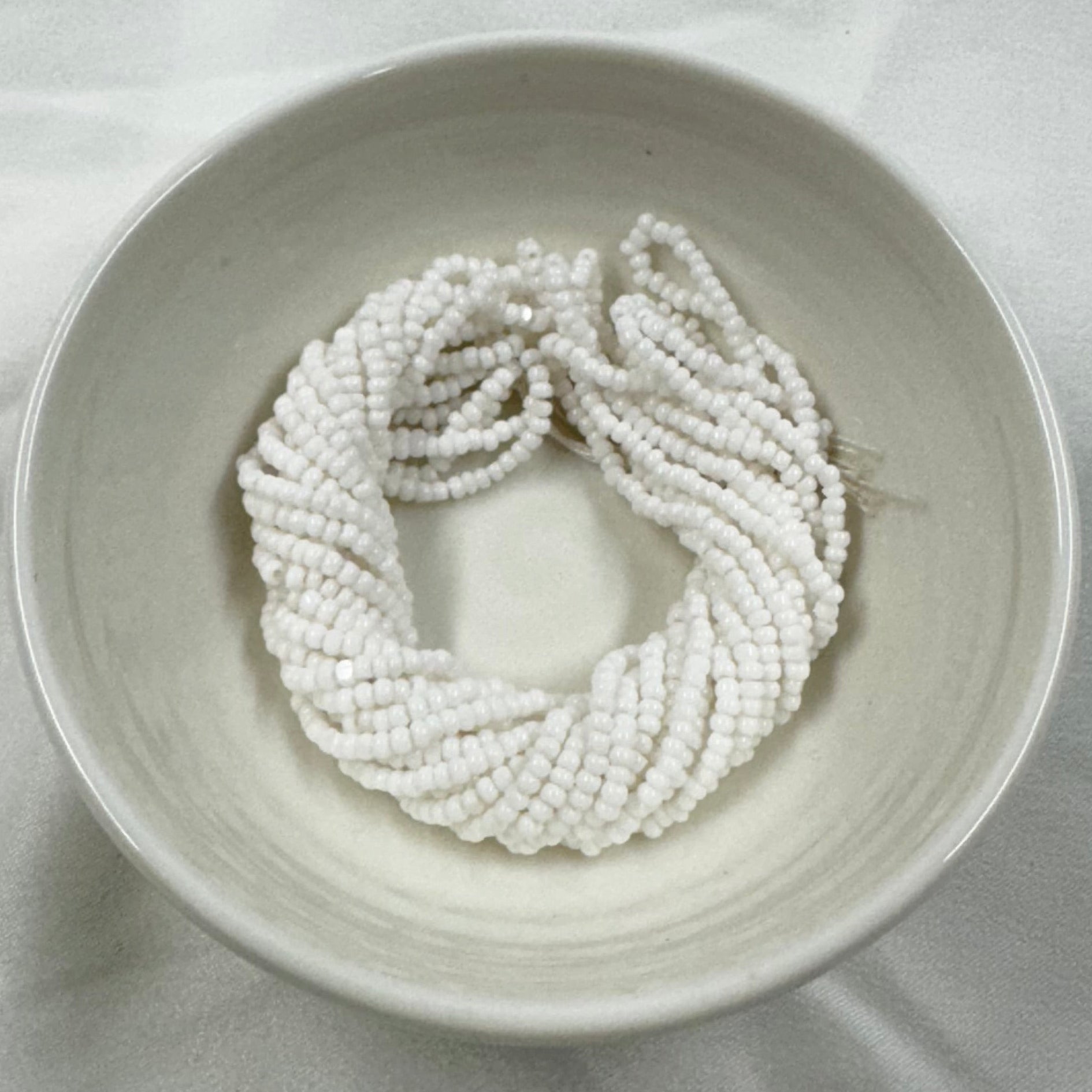 11/0 Charlotte Cut Seed Bead- Opaque Chalk White *10g Hank* India Sheen Charlotte Cut Seedbeads