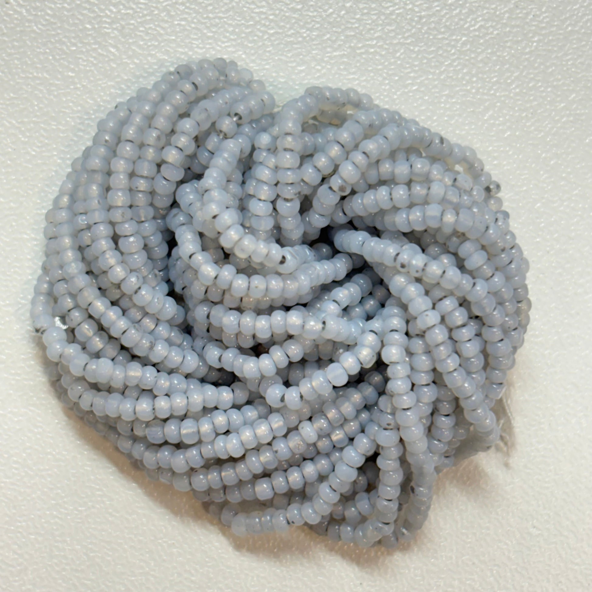 11/0 Charlotte Cut Seed Bead - White Opal Silverlined  10g India Sheen Charlotte Cut Seedbeads