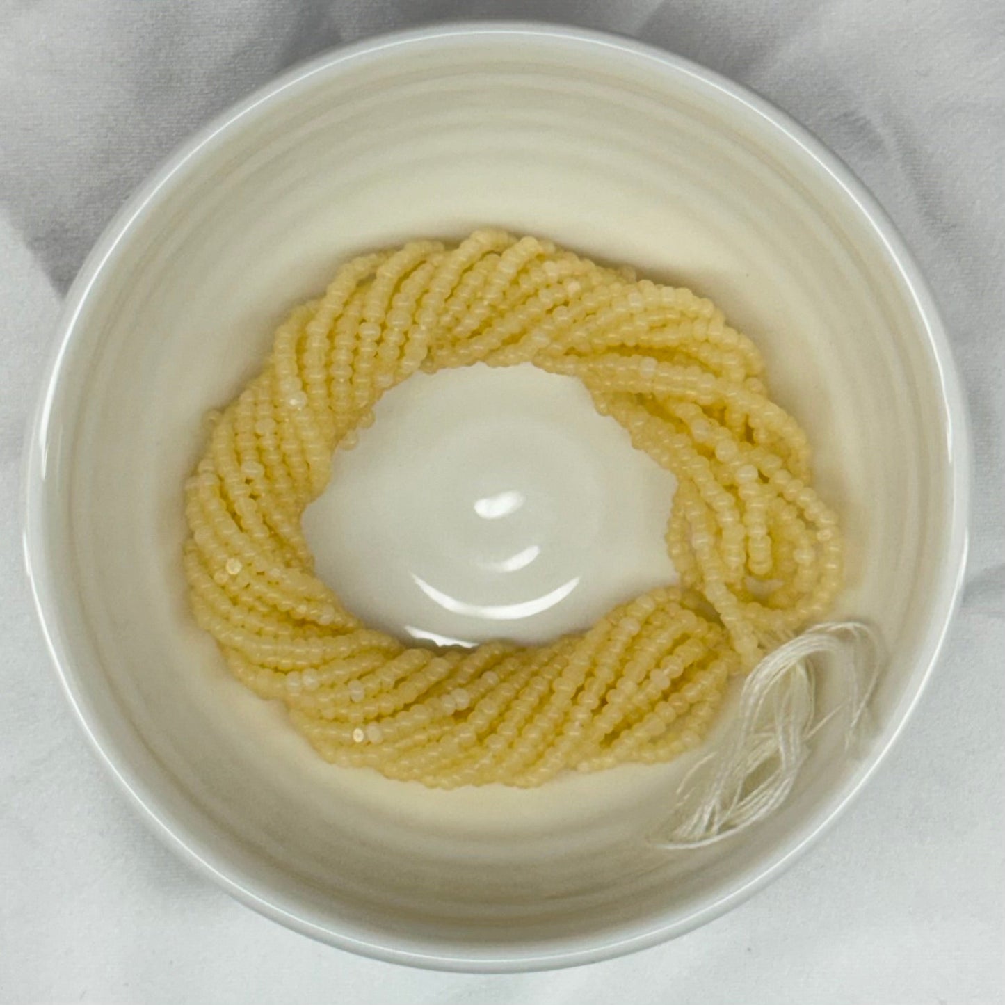 11/0 Charlotte Cut Seed Bead- Opal Light Cream *10g Hank* India Sheen Charlotte Cut Seedbeads