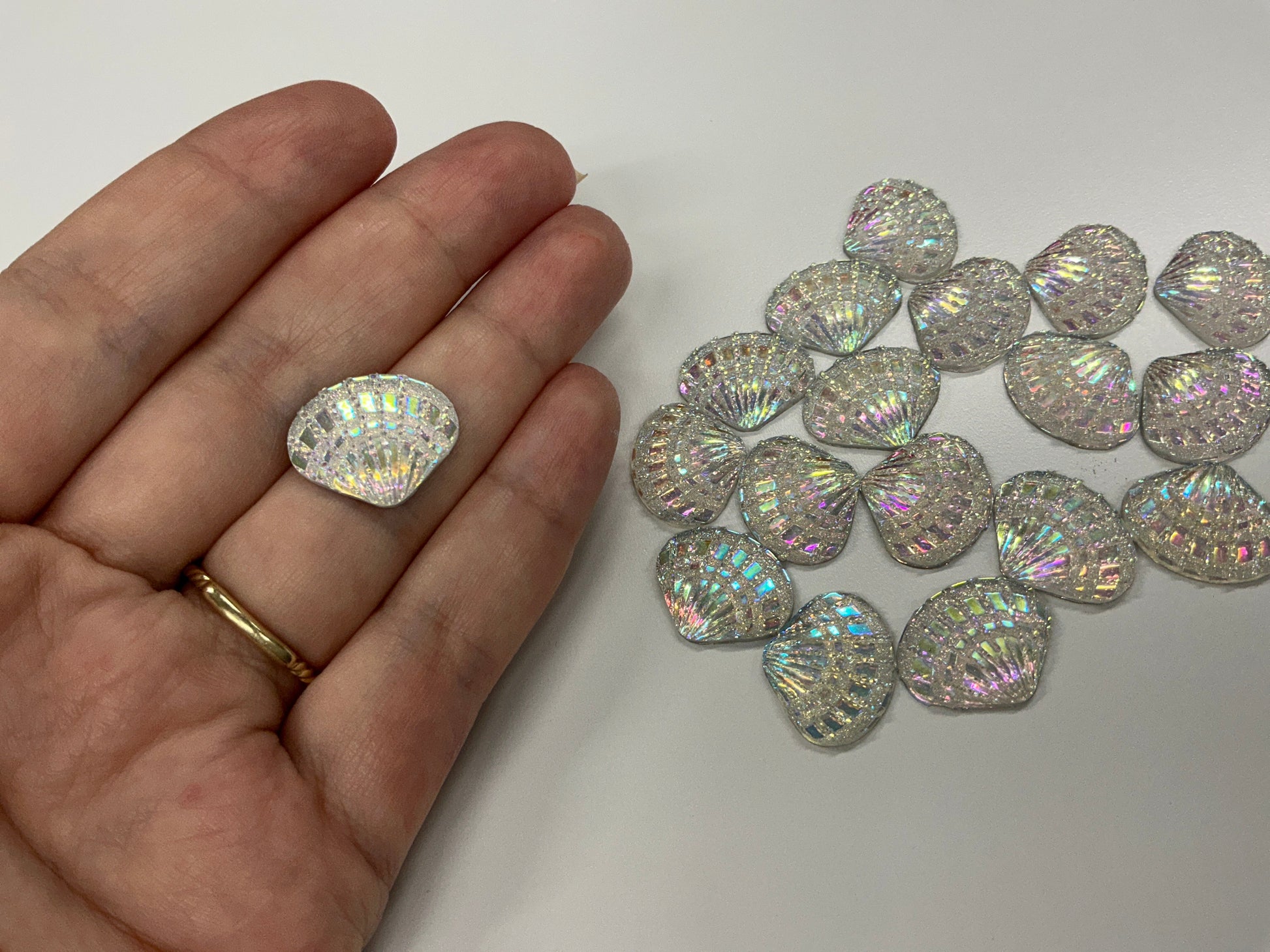 12mm Clear Mermaid Shell, Glue on, Resin Gems (Sold in Pair) Sundaylace Creations & Bling