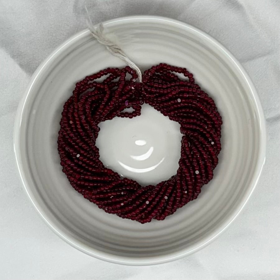 11/0 Charlotte Cut Seed Bead- White Lined Burgundy Red *10g Hank* India Sheen Charlotte Cut Seedbeads