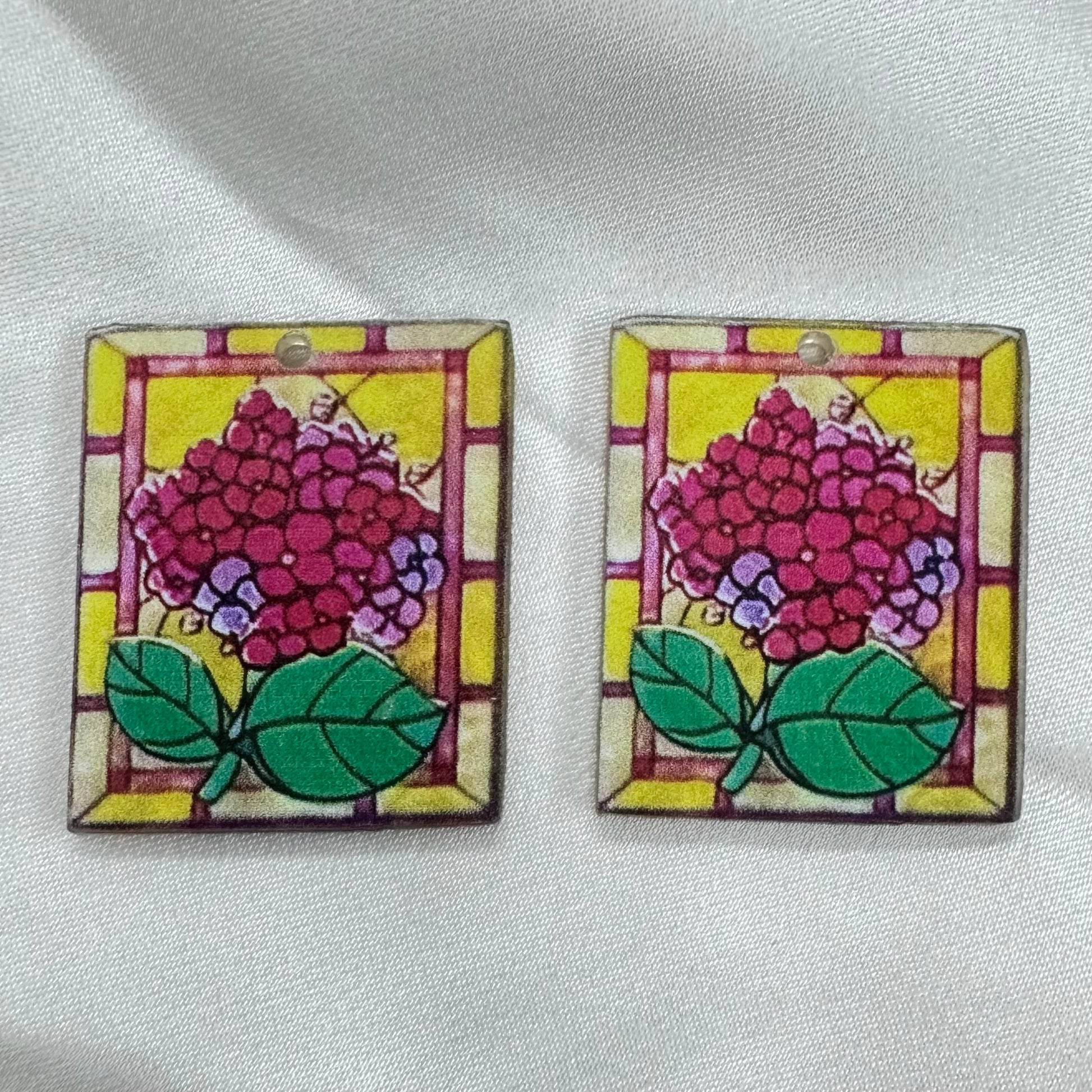 30*37mm Red Pink Flowers Stain Glass  Acrylic Gem, reversible with one hole (Sold in pair) (Vintage) Resin Gems
