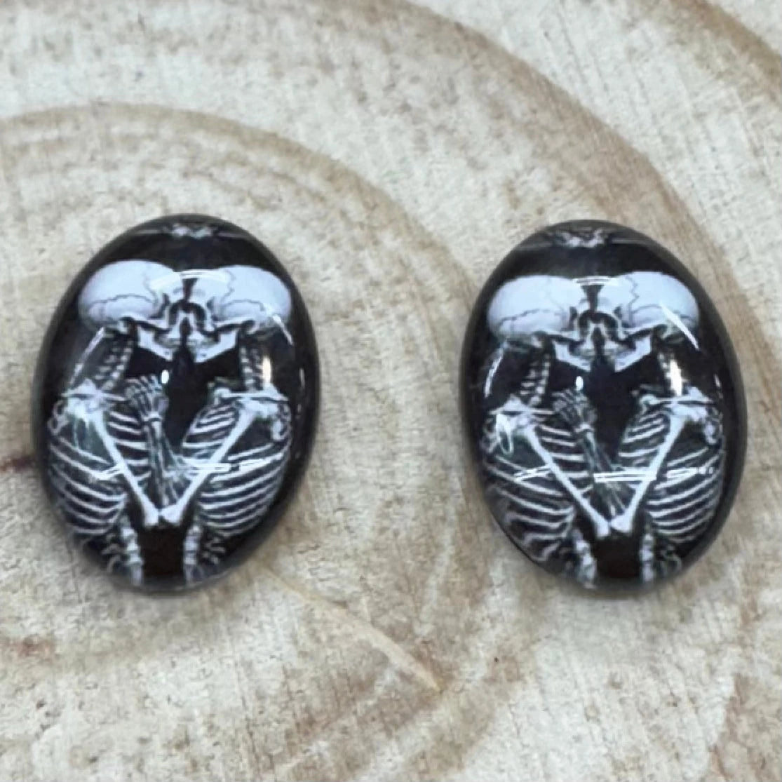 13*18mm Embracing Skeletons Oval, Glue On, Resin Gems (Sold in Pair) Sundaylace Creations & Bling