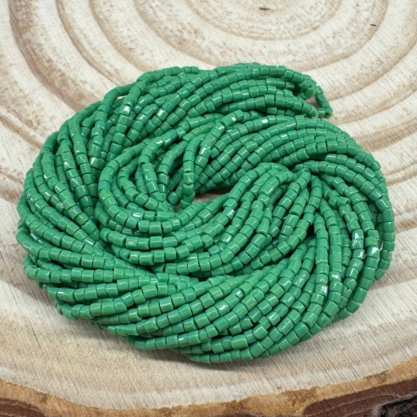 3 Cut 9/0 Beads Green Opaque *Limited time Hank Tri-Cut Beads Preciosa