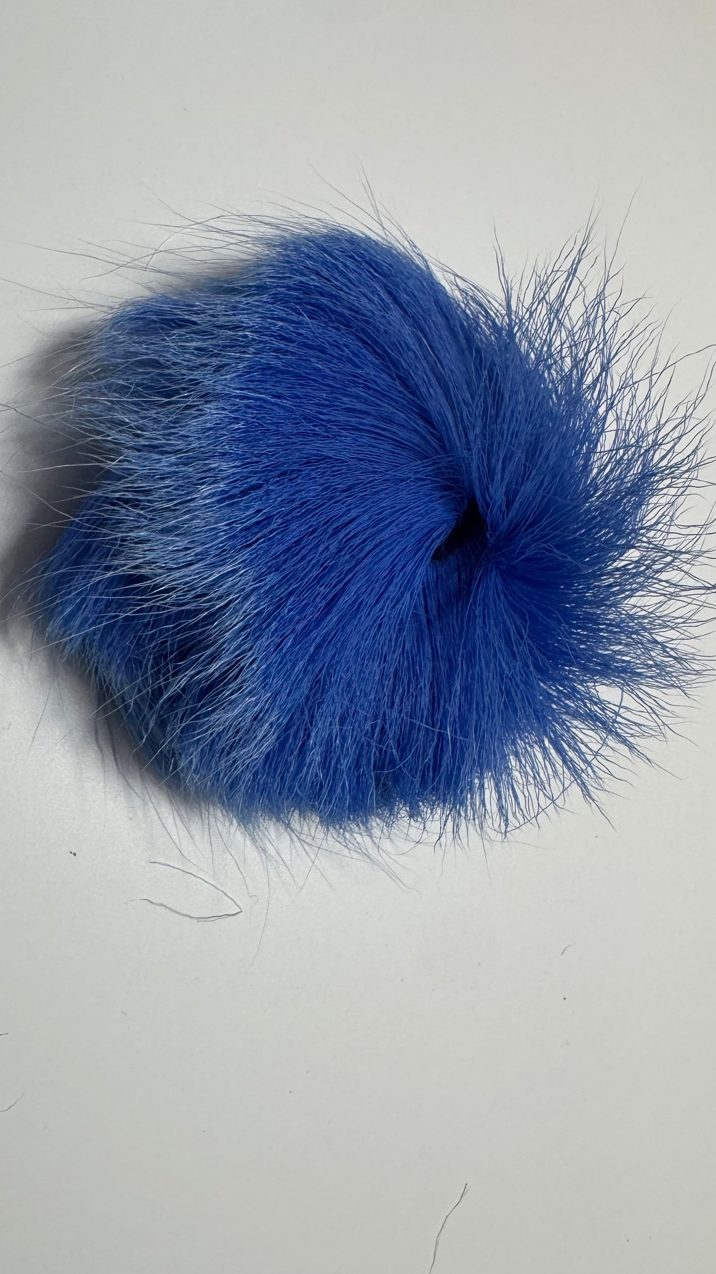 Dyed Natural Caribou Fur 1×3 inch Strip for Tufting, Basics Caribou Fur
