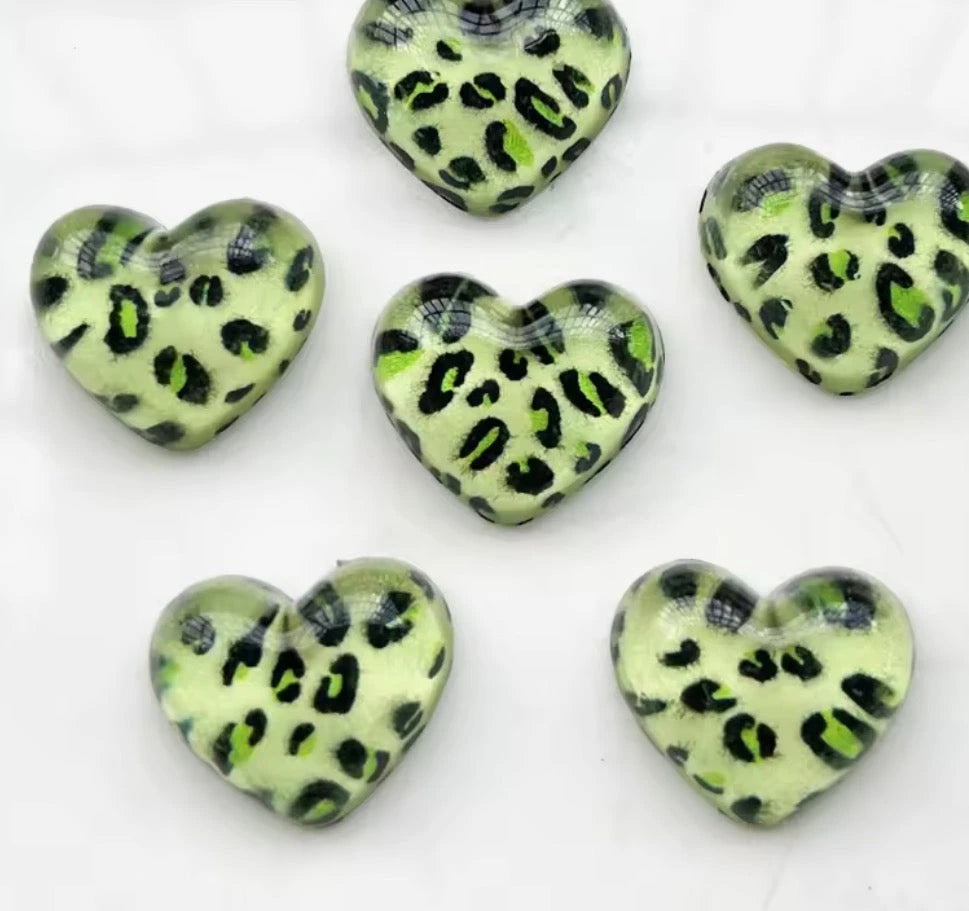 17*20mm Electric Lime Leopard Heart, Glue On, Resin Gem (Sold In Pair) Sundaylace Creations & Bling