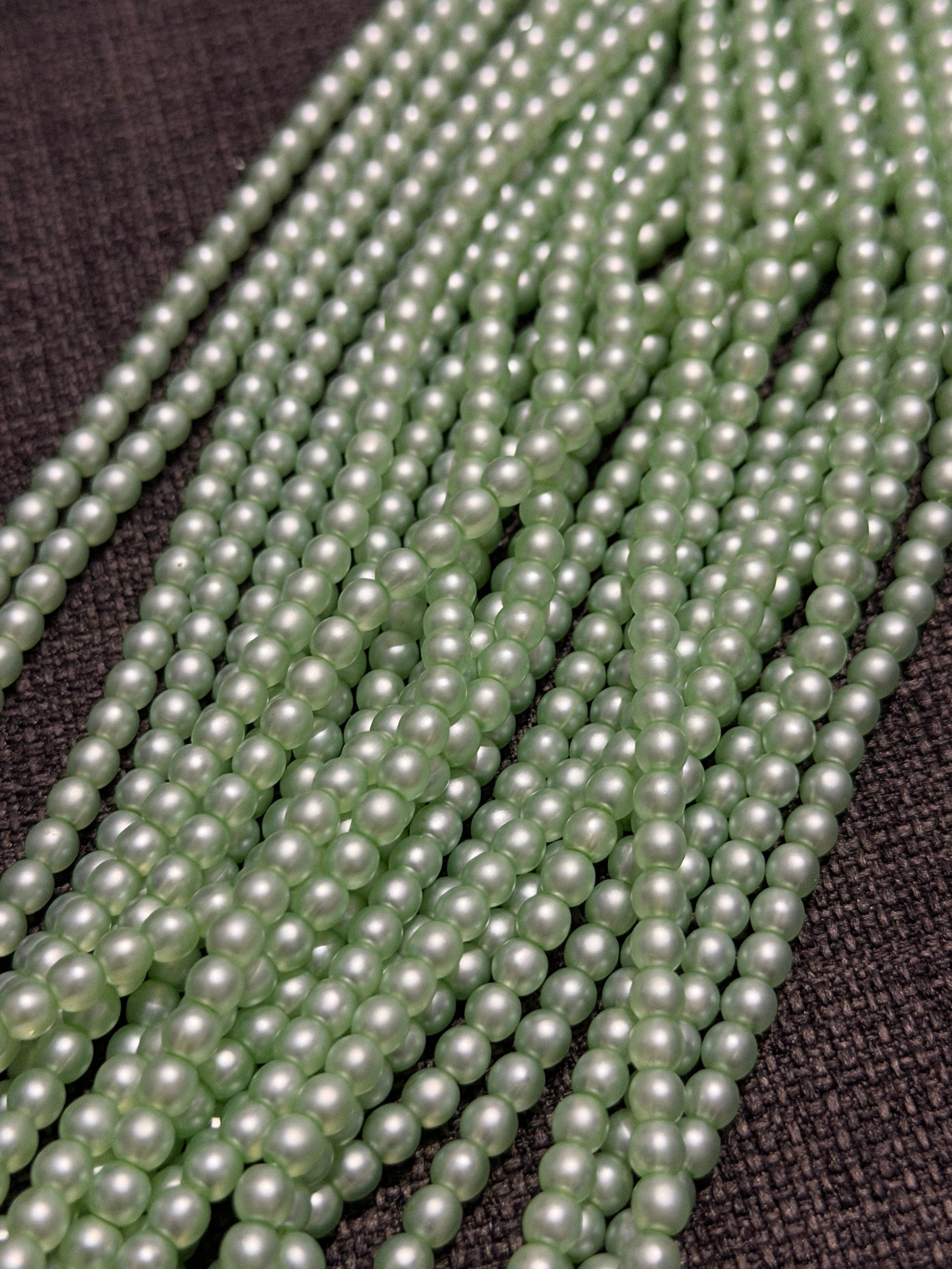 4mm Mint Light Green GLASS PEARL Round Sundaylace Creations & Bling