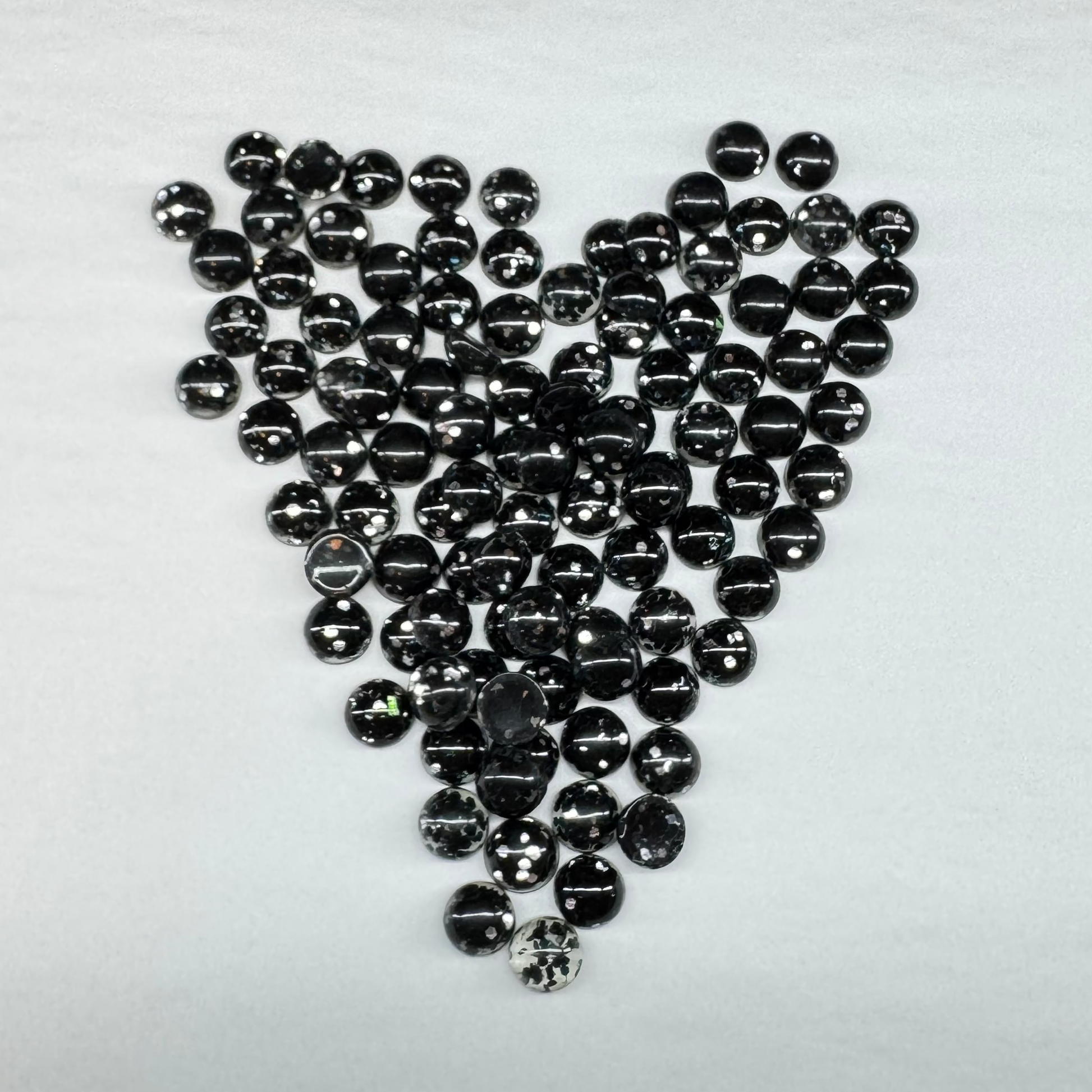 8mm Black Glitter Resin Gem (Sold in Pair) Resin Gems
