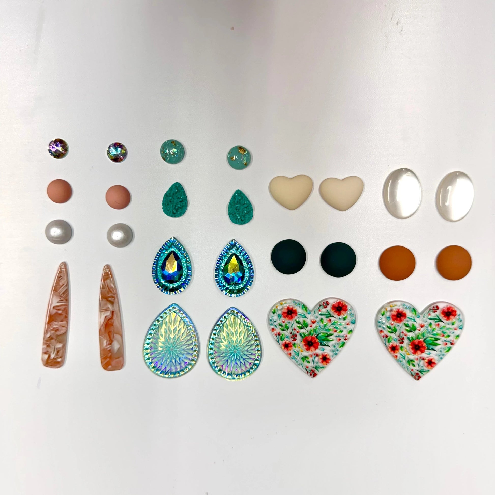 "Coral Gardens" Teal & Coral Glass/Resin Cabs Gem Set 13 Gems Sets, Promotions Resin Gems