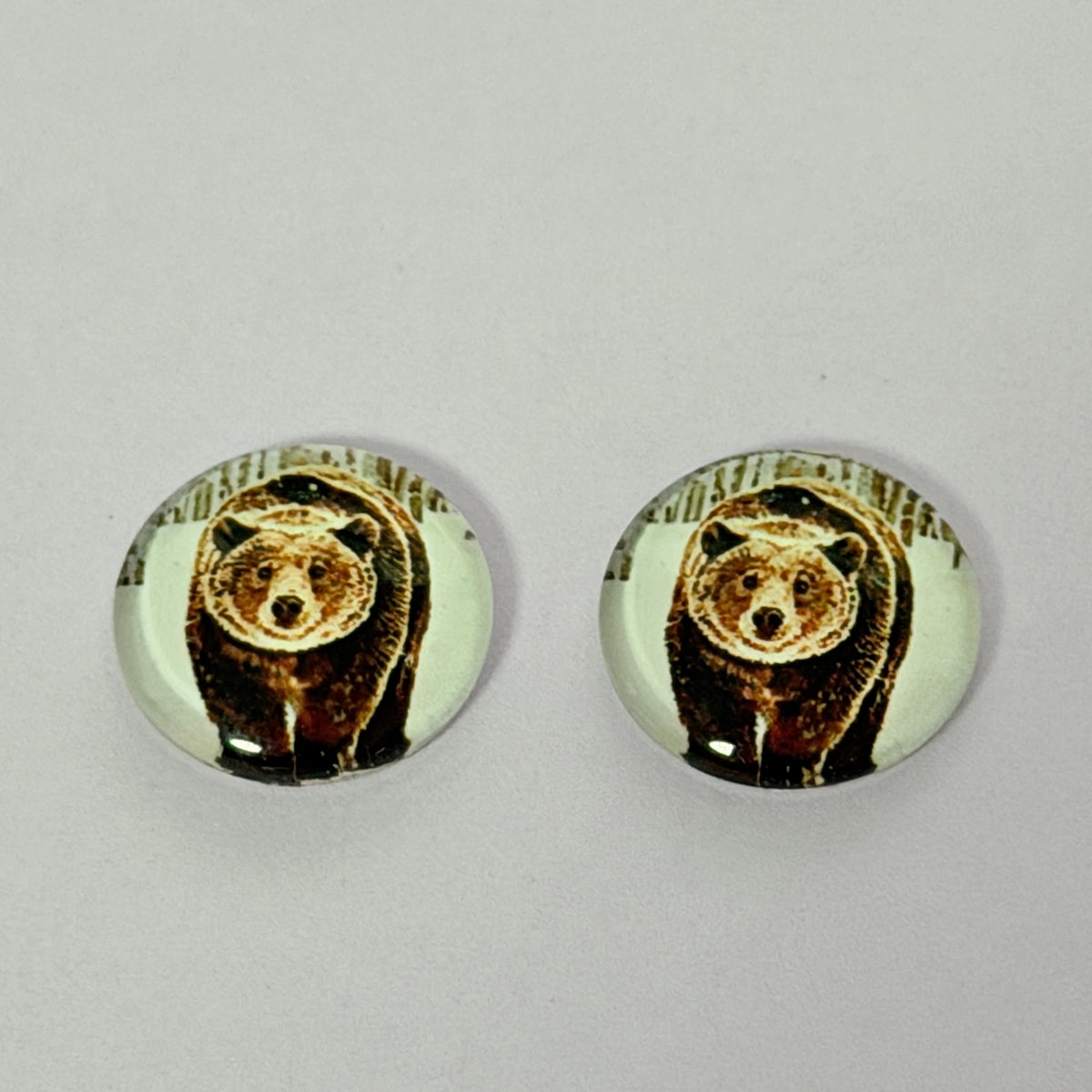 16mm Bear in walking Snow Acrylic Printed Circle, Glue on, Resin Gem (Sold in Pair) Resin Gems