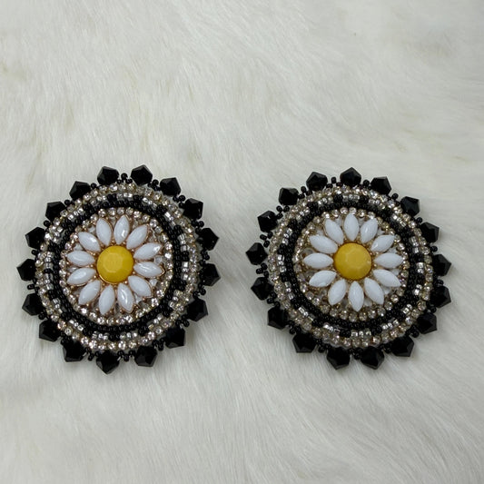 Sunflower Black Post Earrings, Beaded Earring, Beadwork Beadwork