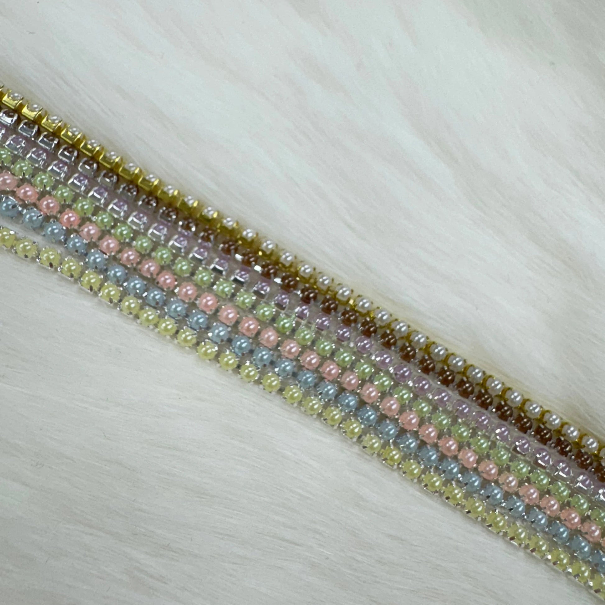 "Mama Needs New Pearls" Rhinestone Chain Set (7 colours x 1 yard) SS6 Metal Rhinestone Chain