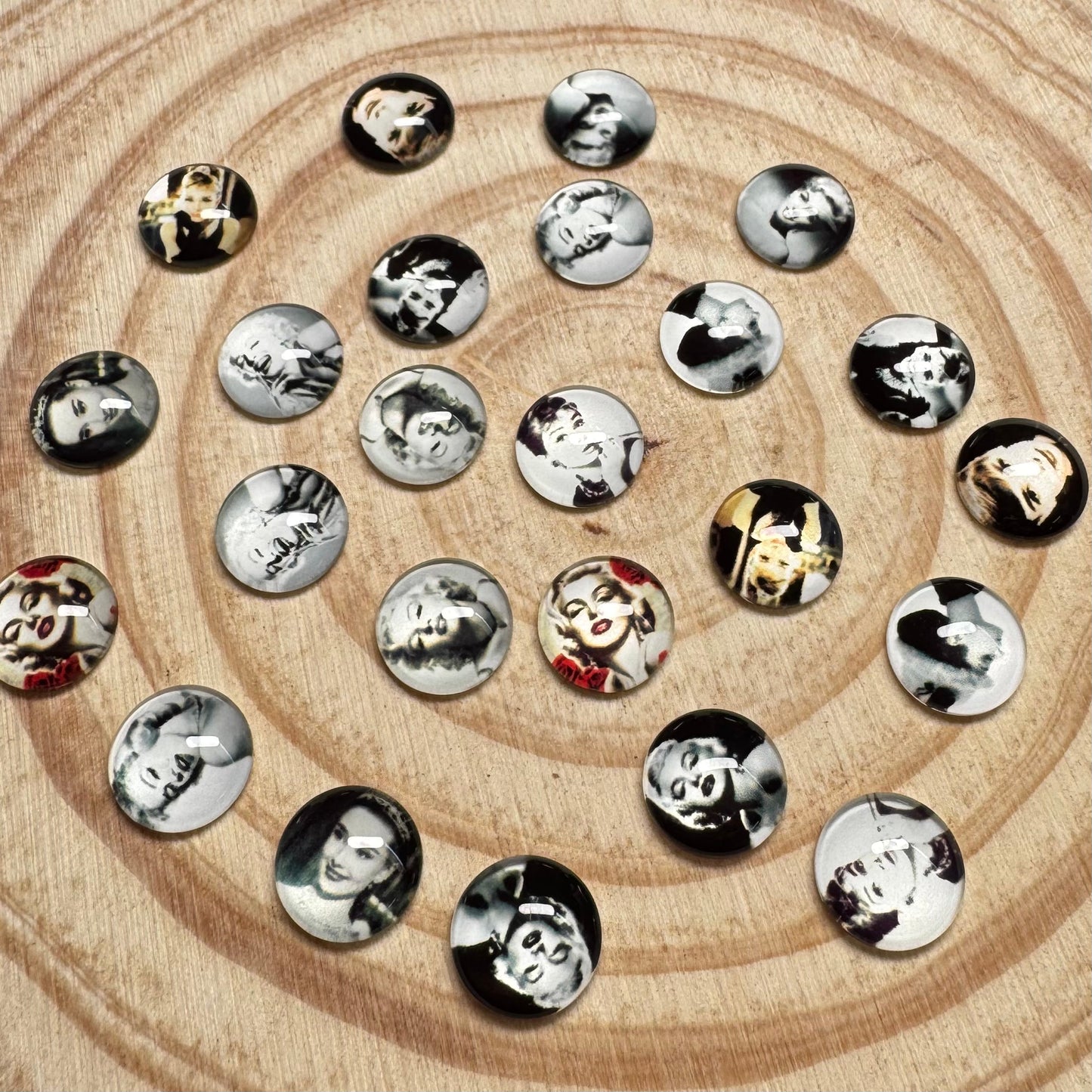 12mm Marilyn Monroe Round Centre (Sold In Pairs) Sundaylace Creations & Bling