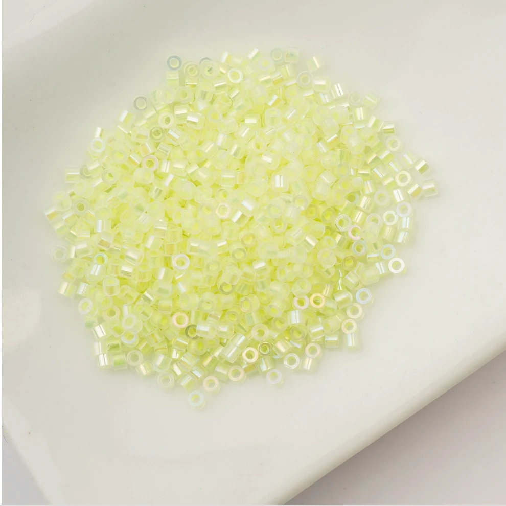 Cylin Bead 11/0 25g Bag Glow in Dark AB - Yellow Neon Cylin Bead 11/0