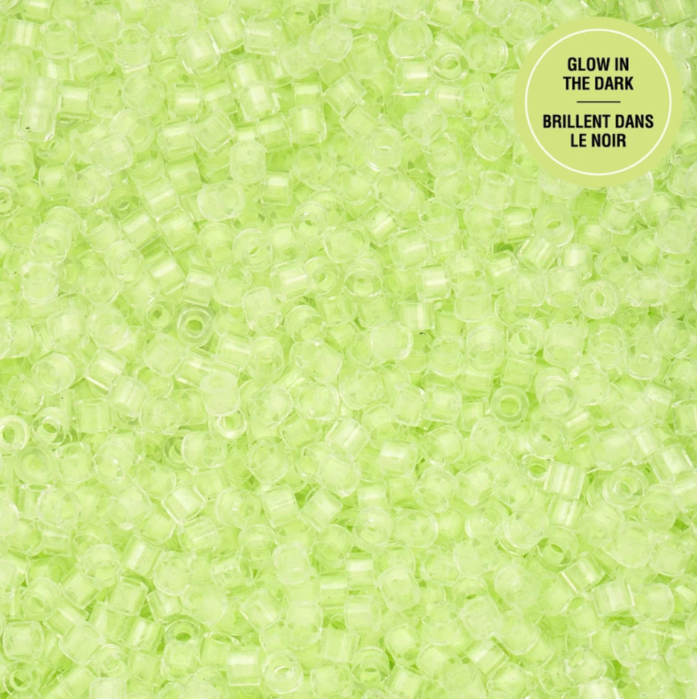 Cylin Bead 11/0 25g Bag Glow in Dark - Light Green (Glow Green) Cylin Bead 11/0