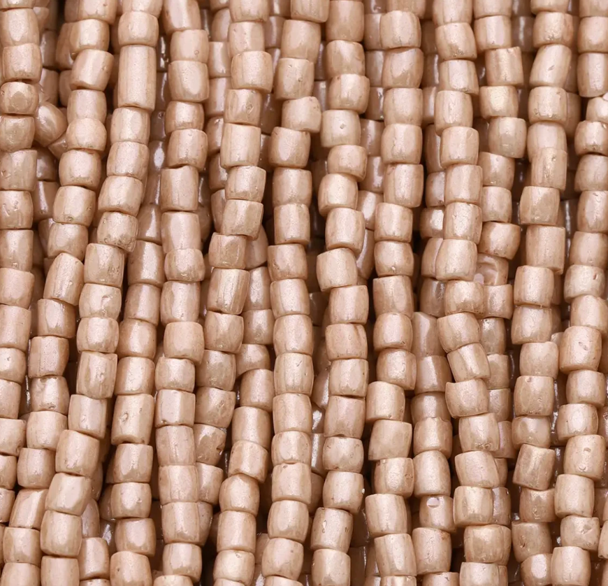 9/0 3 Cut Beads - Opaque Luster Rose Terra *Hank Tri-Cut Beads Preciosa