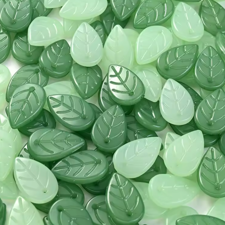 18x11mm 50 pcs Green Small Leaf Shape Beads Sundaylace Creations & Bling