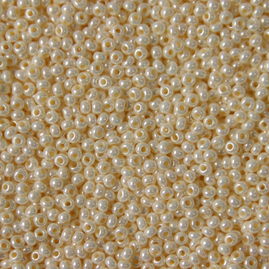 10/0 Pearlized Eggshell Ivory Luster, Preciosa Seed Beads (22g) 10/0 Preciosa Seed Beads