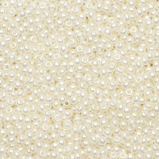 10/0 Off White Ivory Luster Pearl, Preciosa Seed Beads (22g) 10/0 Preciosa Seed Beads