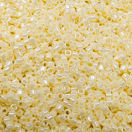 Delica 11/0 RD Opaque Dark Cream Luster (1560v) Miyuki Delica Beads