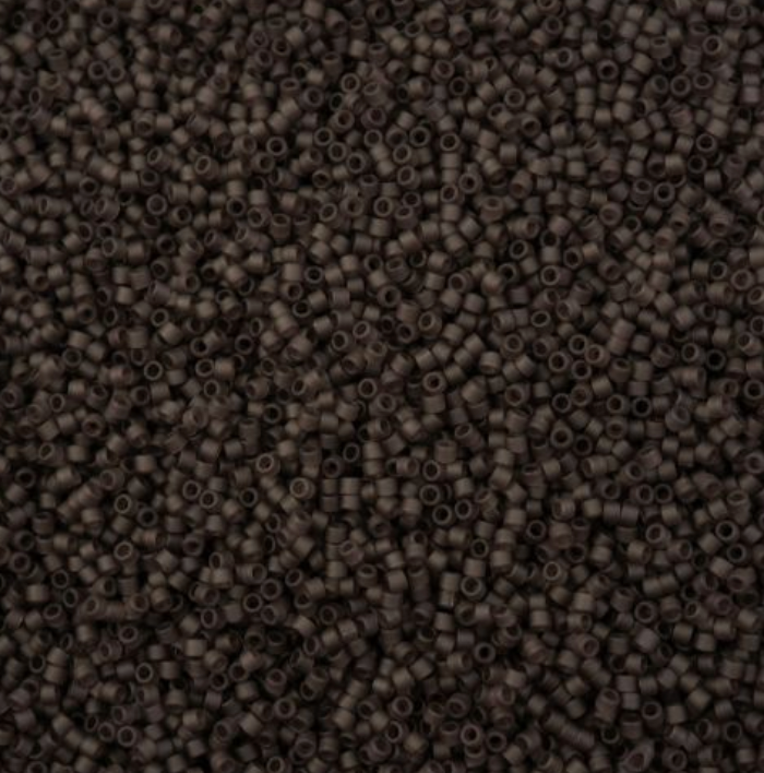 Delica 11/0 RD Grape Purple Matte  (2405v) (5.2g) Miyuki Delica Beads