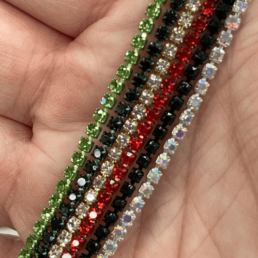 "CHRISTMAS MIX" 6 x 1 yard Ss6 Mixed Coloured Metal Rhinestone Metal Set, Promotions