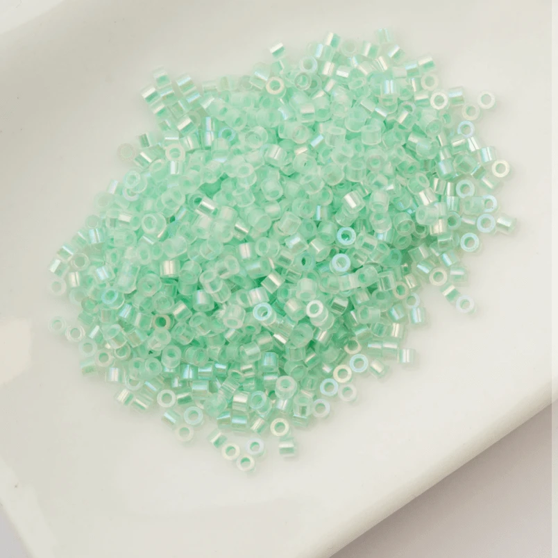 Cylin Bead 11/0 25g Bag Glow in Dark - Neon Green AB (Glow Green) Cylin Bead 11/0