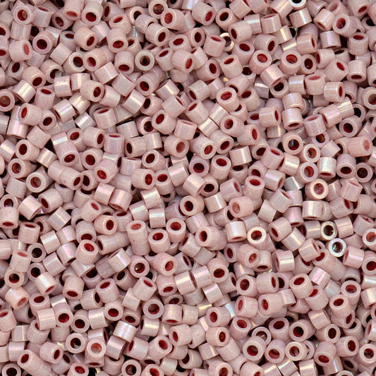 Cylin Bead 11/0 25g Bag – Light Lilac AB 697CY11-1022 Cylin Beads John Beads