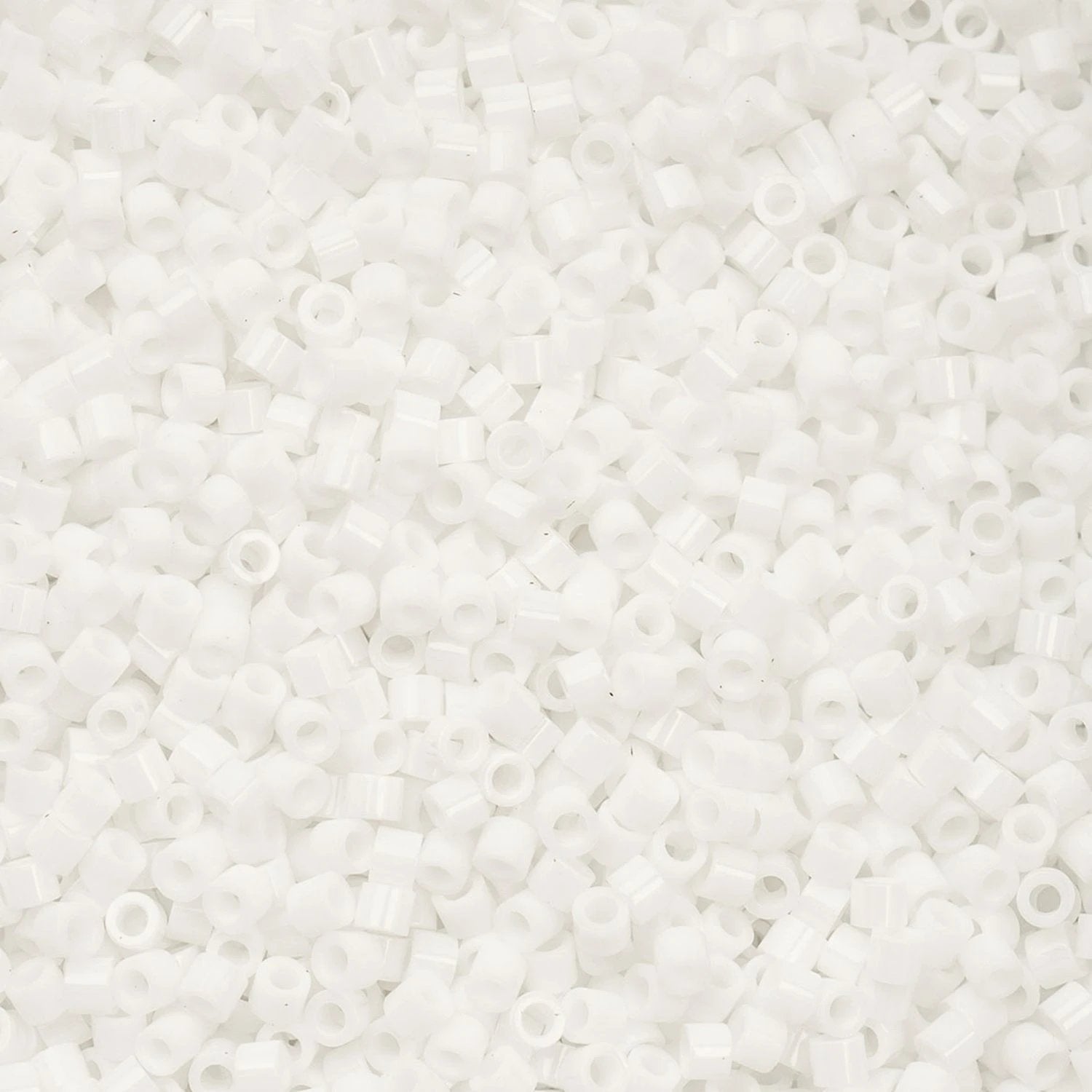 Cylin Bead 11/0 25g Bag Chalk White Cylin Bead 11/0