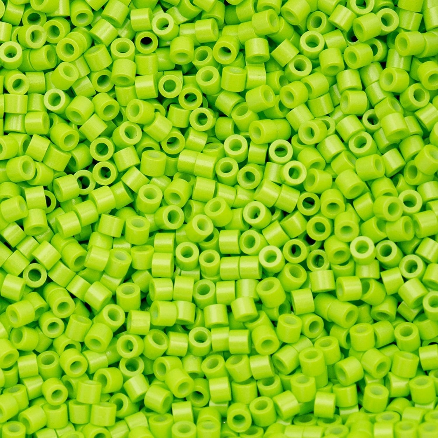 Cylin Bead 11/0 25g Bag – Opaque Green Neon Color Cylin Beads John Beads