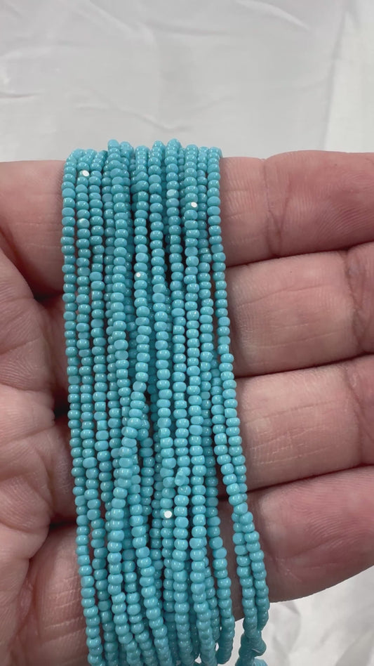 Rocalla Charlotte Cortada 11/0 - Azul Turquesa Opaco de Primera Calidad *Paquete de 10 g*