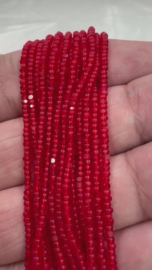 11/0 Charlotte Cortada *Cuenta de Semilla Premium - Rojo Rubí Mate Transparente *Madeja de 10g*