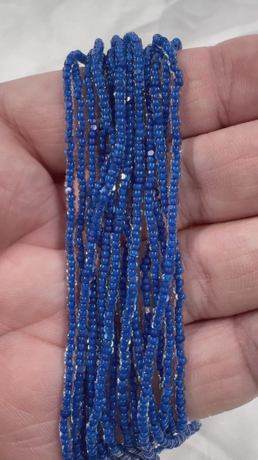 11/0 Chaquira Charlotte Cortada - Forro de Color Azul Neón *Madeja de 10g*