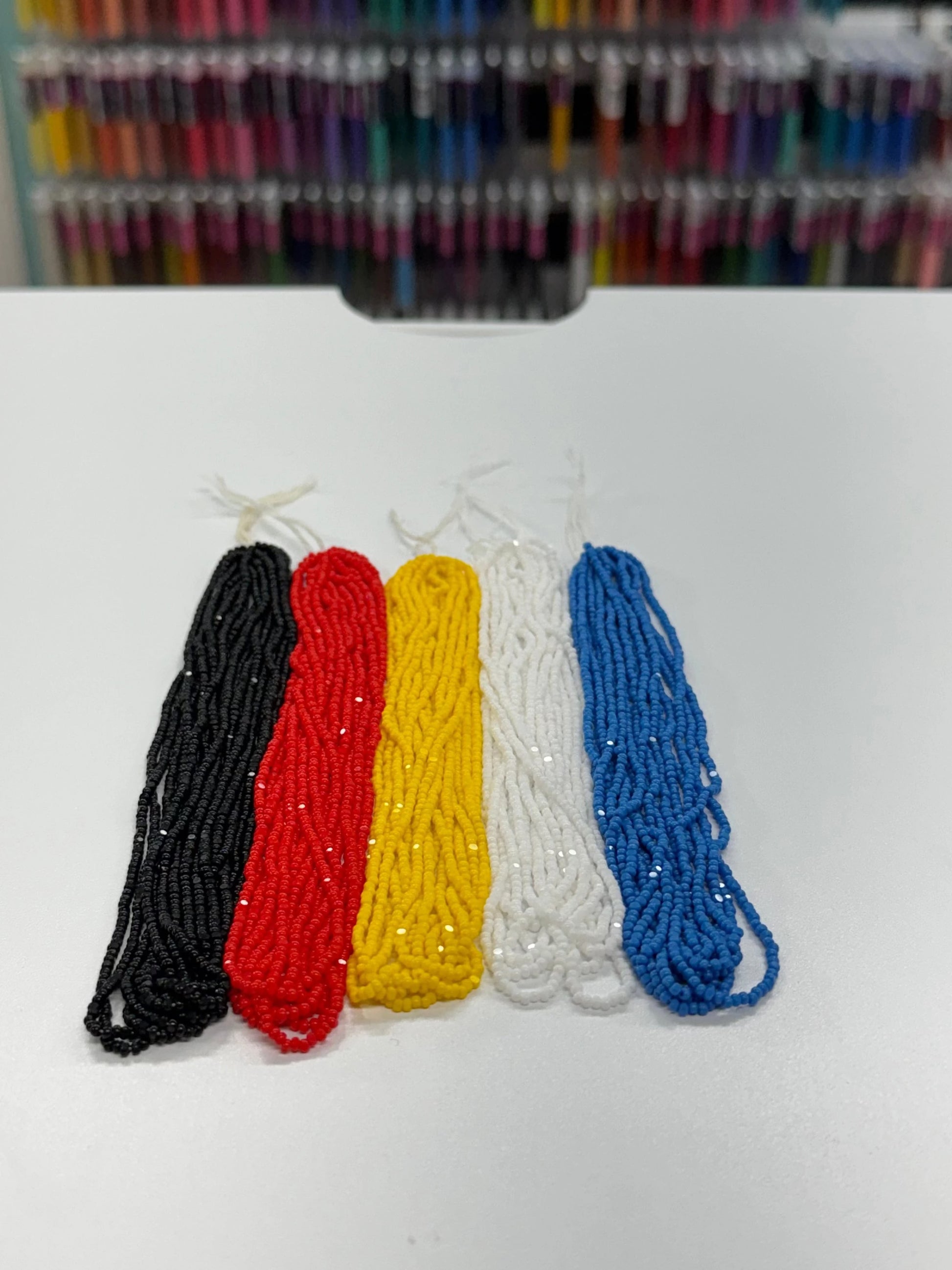 "Scared" Mi'kmaq Colours - 5  x 11/0 Charlotte Seed Beads (10g), Promotions Charlotte Cut Seedbeads