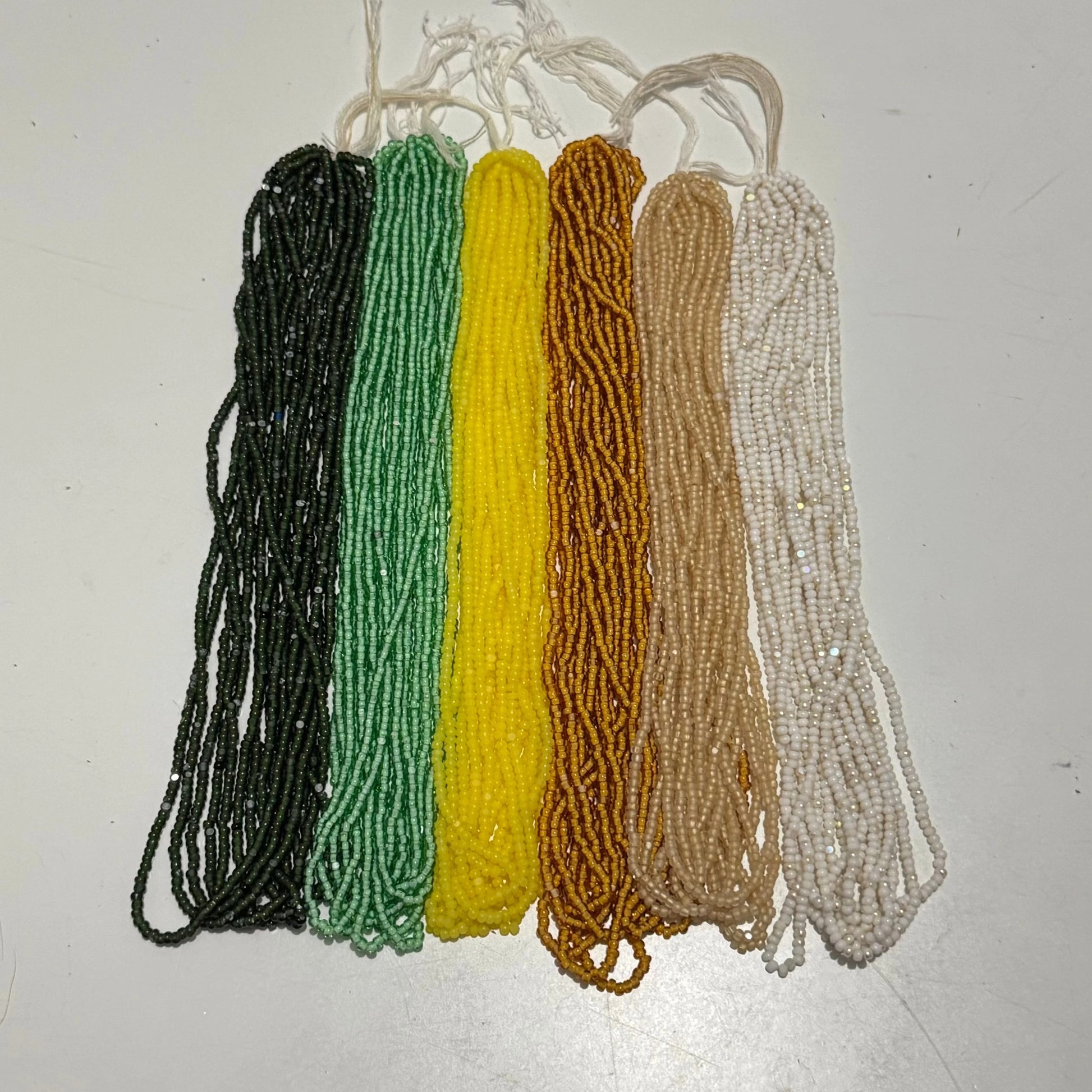 "Spring Daffodils 💐" 6 x 11/0 Charlotte Cut Seed Beads Set, Promotions Charlotte Cut Seedbeads