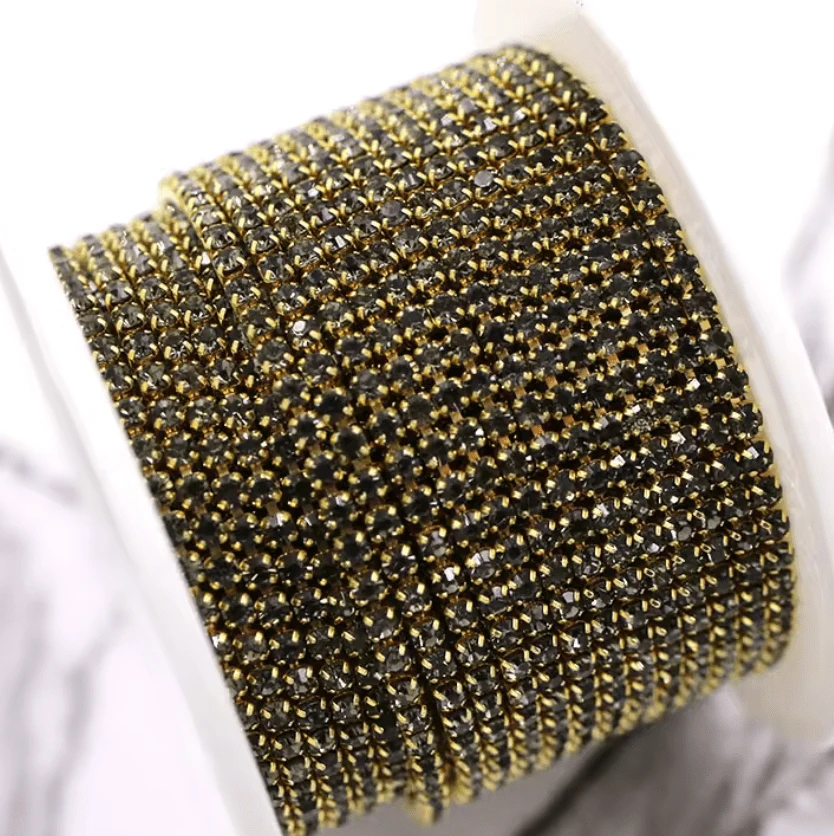 SS4 Black Diamond Grey on Gold Metal Rhinestone Chain (33") SS4 Metal Rhinestone Chain