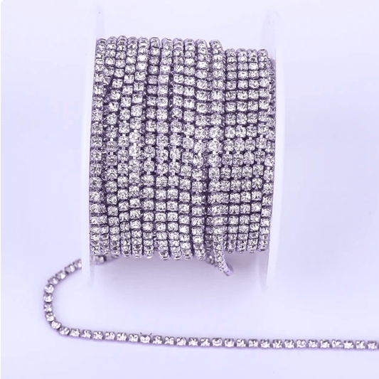 Ss6 Clear Stone on Light Purple Coloured Metal Rhinestone Chain (Sold in 36") SS6 Metal Rhinestone Chain
