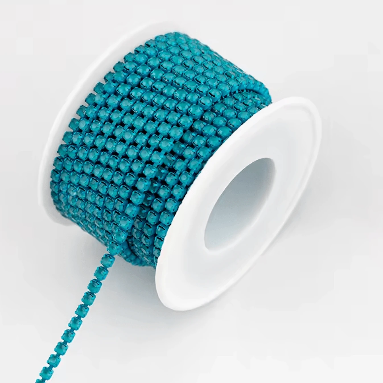 Ss6 Turquoise Opal in Teal Coloured Metal Rhinestone Chain SS6 Metal Rhinestone Chain