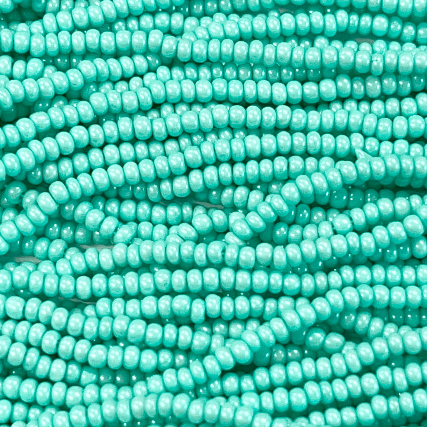Preciosa Ornela 11/0 Preciosa Seed Beads 11/0 Mint Green Pearl Terra Opaque Preciosa Seed Beads *Limited time Hank