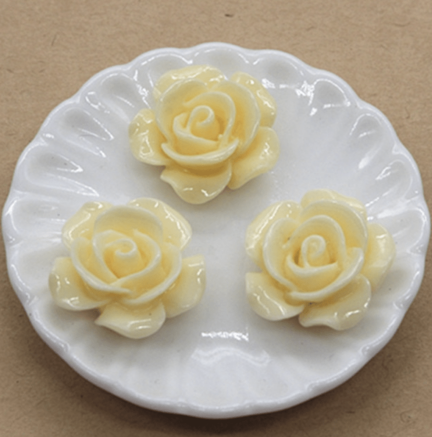 Sundaylace Creations & Bling Resin Gems Ivory Yellow 15mm Glossy Roses Round, Glue on, Resin Gems