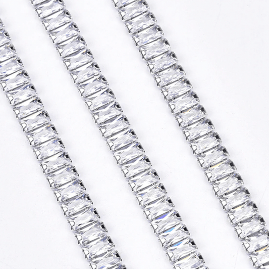 Sundaylace Creations & Bling SS6 Metal Rhinestone Chain 2.5*5mm CLEAR RECTANGLE STONE with Silver Rhinestone HIGH QUALITY Metal Chain, Sold in 18" *RARE*