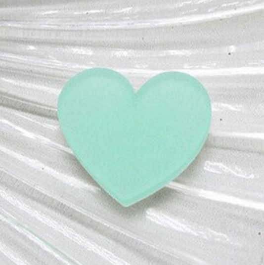 Sundaylace Creations & Bling Mint Green 20mm Frosted Matte Acrylic Heart, Glue on, Resin Gems (Sold in Pair)