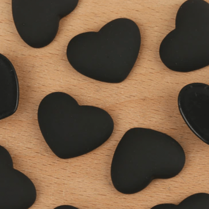 Sundaylace Creations & Bling Resin Gems Black Heart 20mm HEART Shaped Matte Rubber Gems, Glue on, Matte Resin Gems