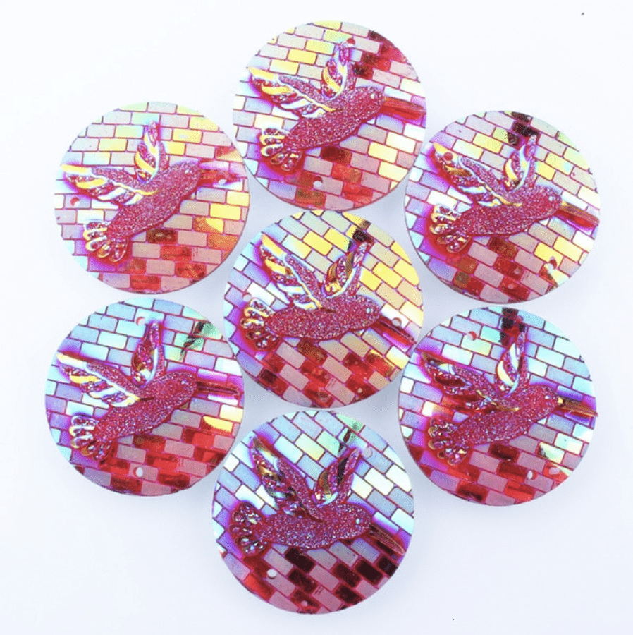 Sundaylace Creations & Bling Resin Gems Red AB 25mm Hummingbird with brick background round, Multicoloured, sew on, Resin Gem