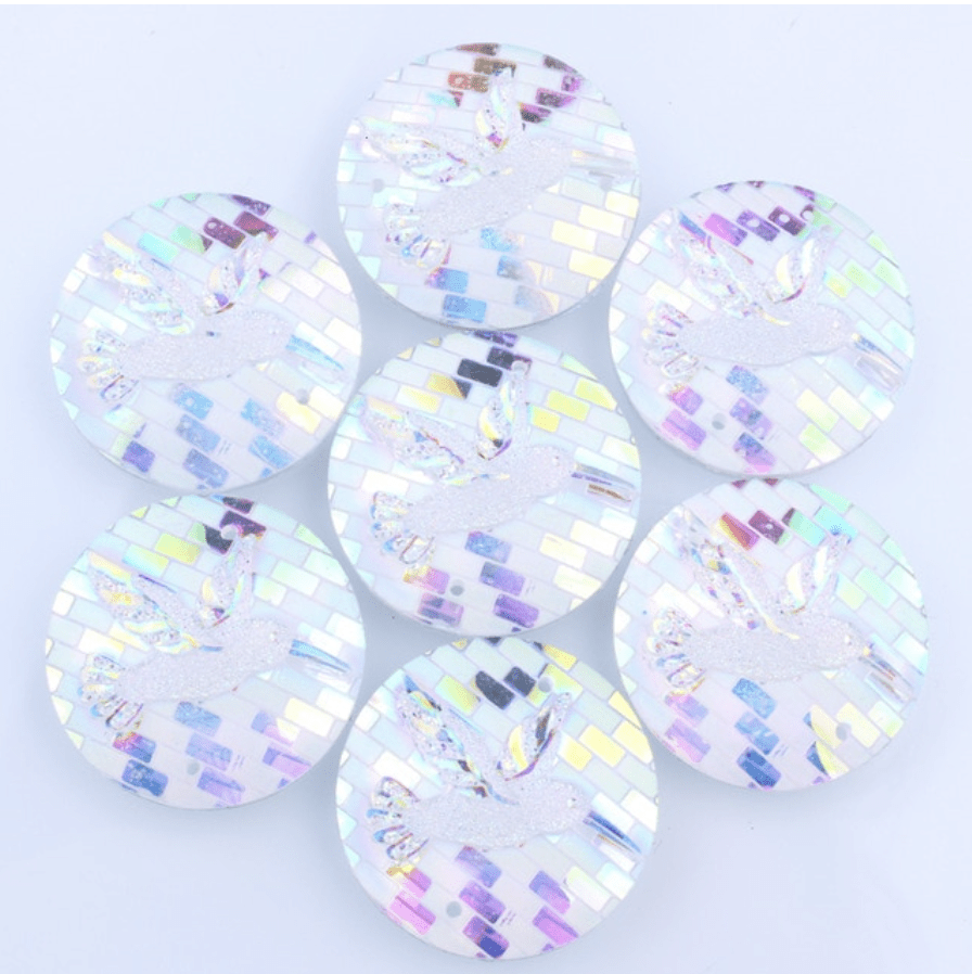 Sundaylace Creations & Bling Resin Gems Clear AB 25mm Hummingbird with brick background round, Multicoloured, sew on, Resin Gem