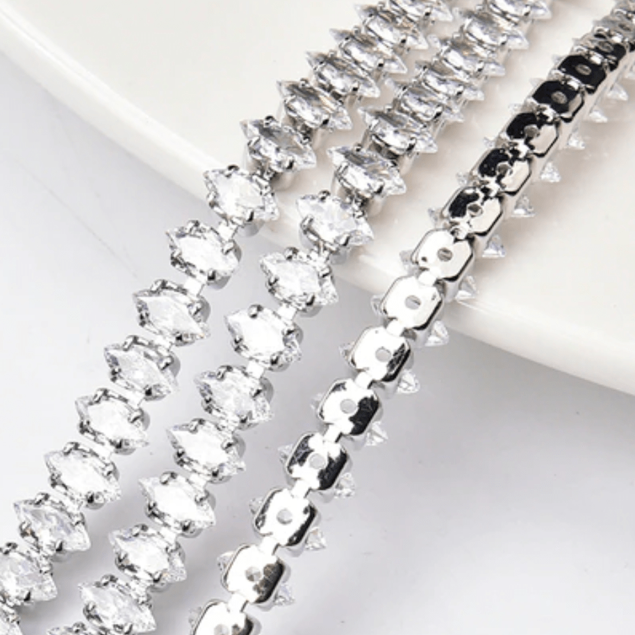 3*6mm & 2.5*5mm CLEAR DIAMOND STONE with Silver Rhinestone HIGH QUALITY Metal Chain, Sold in 18" *RARE* Promotions